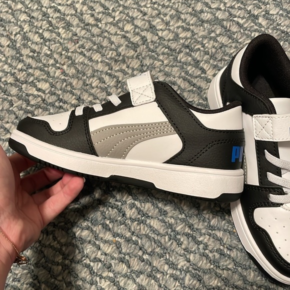 Brand New No Box Puma Shoes - Picture 3 of 4